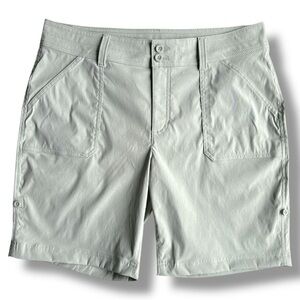 Eddie Bauer Sage Green Rolled Hem Bermuda Shorts Lightweight Casual